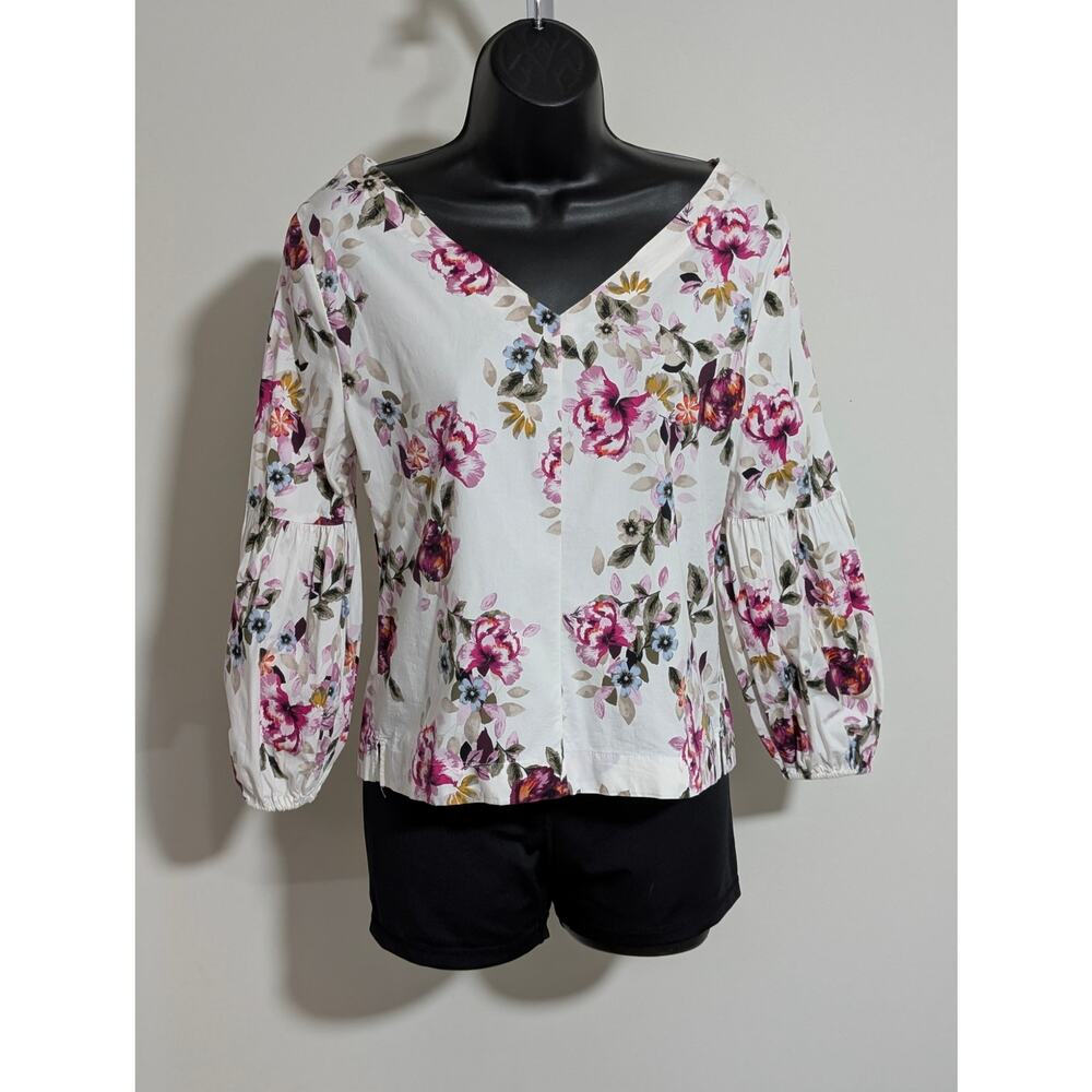 White House Black Market Floral Top Blouse Long Lantern Sleeve Size 6 Small
